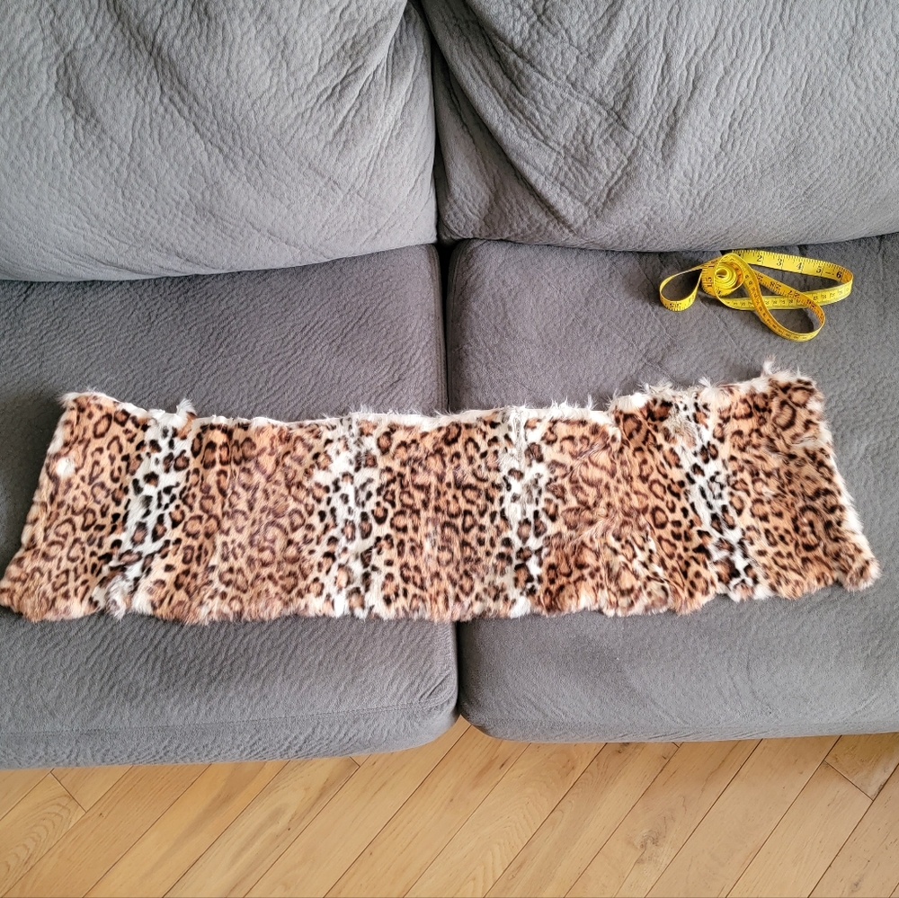 Animal Print Fur Piece for Projects - Picture 3 of 9